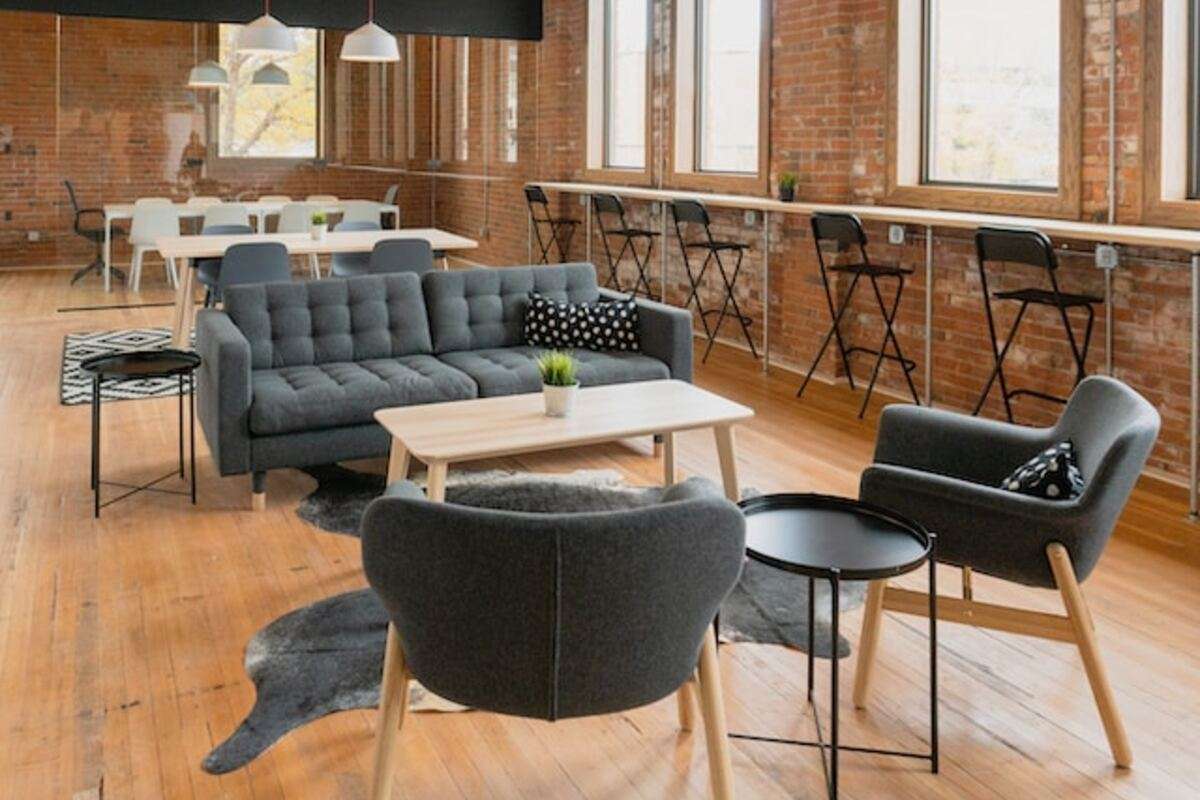 Gambar Perabotan atau Furniture Kantor