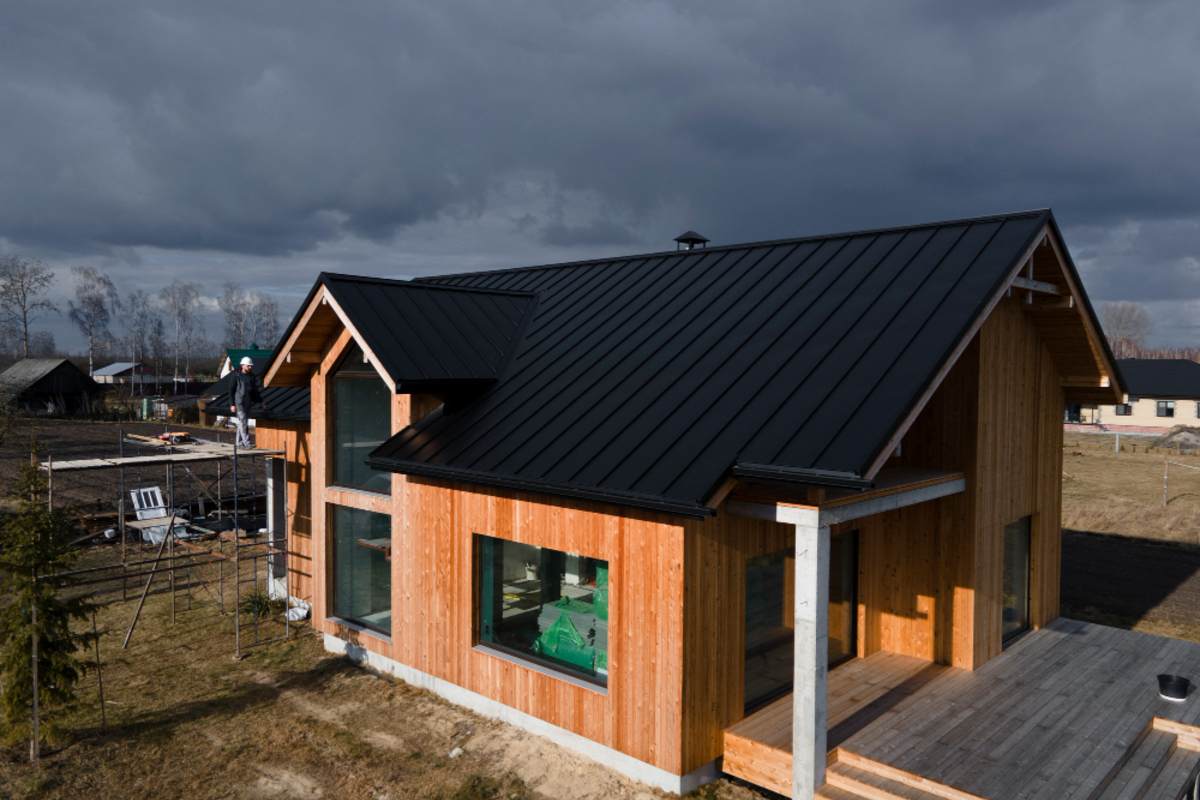 gambar rumah semi permanen dari kayu from freepik