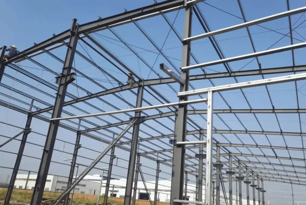 Bangunan kokoh dengan bracing